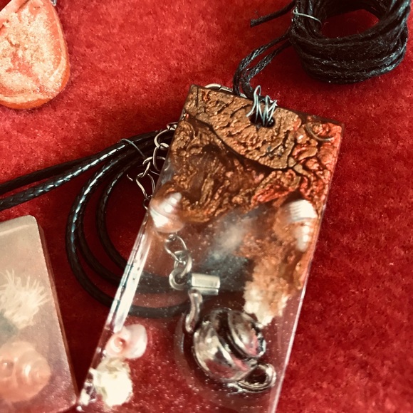 HANDMADE Jewelry Series: Pour me a cup - Picture 2 of 4